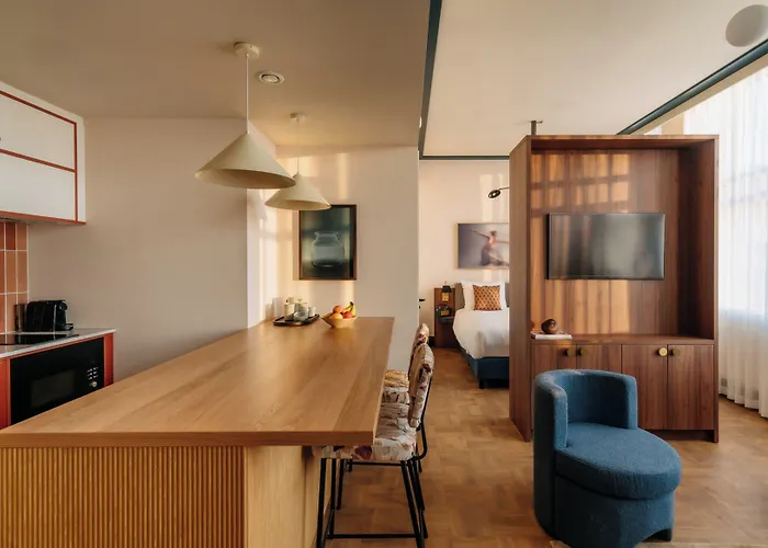 De Plesman 4* The Hague