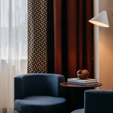 Hotel De Plesman The Hague