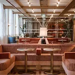 De Plesman Hotel 4*
