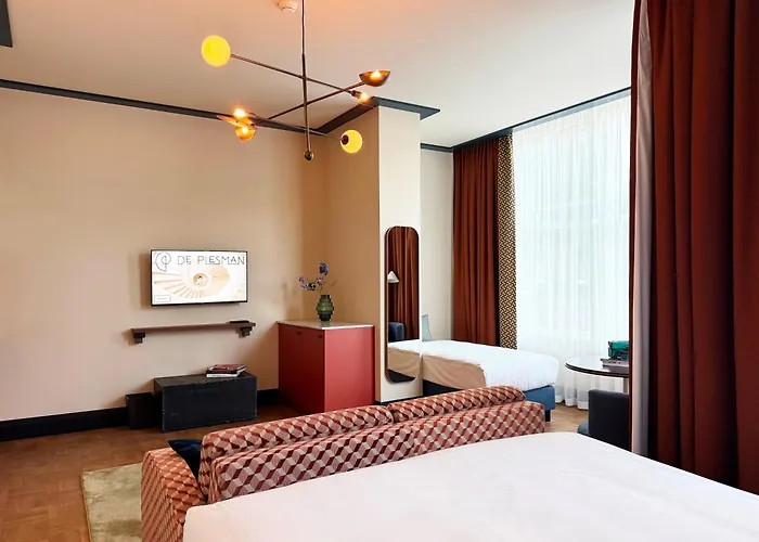 Hotel De Plesman